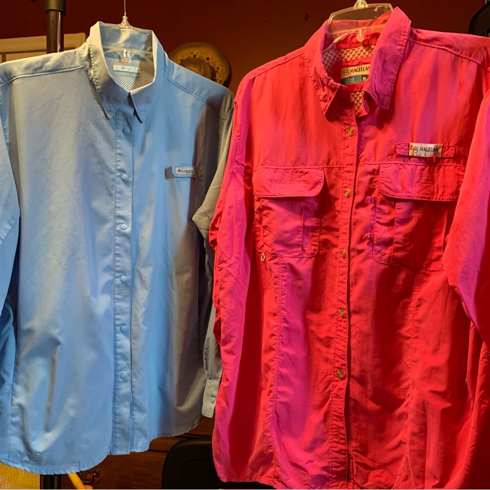 Outdoor shirt bundle.     D-1